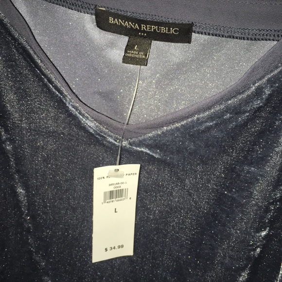 Banana Republic Tops - ❤️Velvet cami BANANA REPUBLIC tank V neck NWT